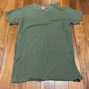 沖縄 米軍実物 USMC MARINE ミリタリー Tシャツ トレーニング ランニング 筋トレ スポーツ MEDIUM OD (管理番号CDE63)