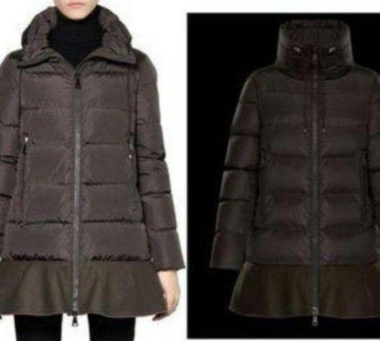 えない MONCLER 【毎日1000円値引】人と被りづらい! 綺麗なAライン