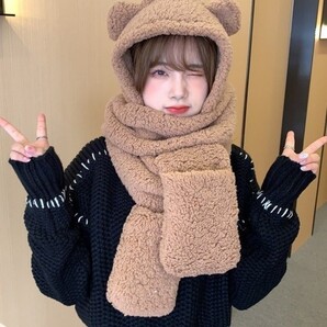 ☆クマさんキャップ☆マフラー付き☆手袋付き☆ブラウン☆可愛い☆大人気☆韓国☆暖かい☆ボワ☆ふわふわ☆ 裏ボア☆