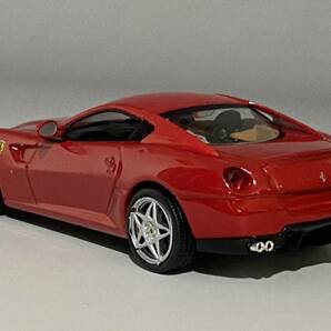 1/43 Ferrari 599 GTB Fiorano 6.0 V12 ◆ Predecessor - Ferrari 575M , Successor - Ferrari F12 Berlinetta ◆ フェラーリ - アシェットの画像3