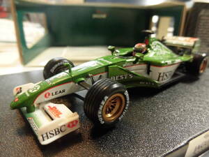 ジャガー・レーシング　R1　ジョニー・ハーバート　【マテル　ホットウィール　1/43　F1ミニカー】