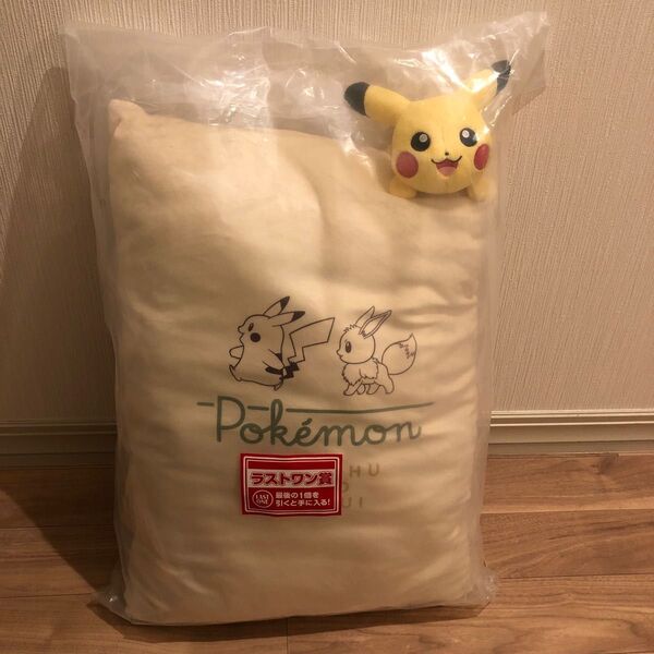 ポケットモンスター スカーレット・バイオレット一番くじ ラストワン賞 とびつきピカチュウクッション