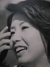西川峰子　プレイファイブ（1976年4月号）からの切り抜き2枚、4面（1枚のサイズは縦３３ｃｍ、横２６ｃｍ）_画像4