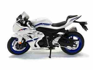 1/12 童友社 68489-2 SUZUKI GSX-R1000 ホワイト 完成品