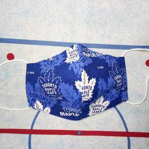 日本国内から発送★NHL Toronto Maple Leafs トロントメープルリーフス ロゴ柄 マスクカバー スッキリ型 ハンドメイド カナダ製 