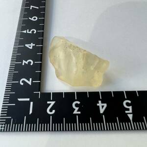 【YE20036】 リビアングラス テクタイト 隕石起源の石 天然石 鉱物標本 鉱物 パワーストーン 原石