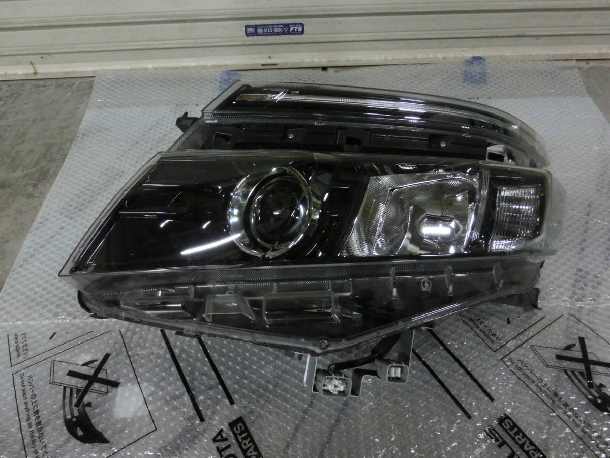 ヤフオク! -「zrr80 ヴォクシー ヘッドライト」の落札相場・落札価格