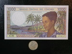 コモロ 1984/2004年 1000Francs 未使用 p-116