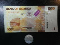 ウガンダ 2010年 1000　Shillings 未使用_画像1