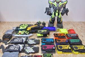 バンダイ 仮面ライダーゼロワン DXメタルクラスタホッパー　プログライズキー　DXブレイキングマンモス　DXオーソライズバスター　など