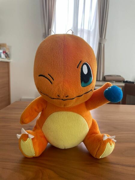 ポケットモンスター　もぐもぐタイム　でっかいぬいぐるみ　ヒトカゲ