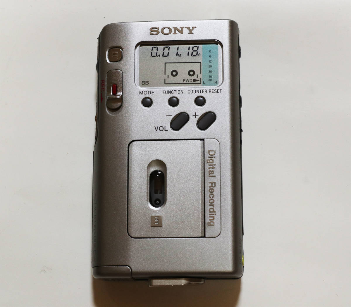 SONY NT-2__切手サイズのカセットテープレコーダー(元箱付) 新作入荷