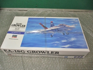 プラモデル ハセガワ Hasegawa 1/72 グラウラー GROWLER アメリカ海軍 艦上電子戦用機 未開封 未組み立て 昔のプラモ