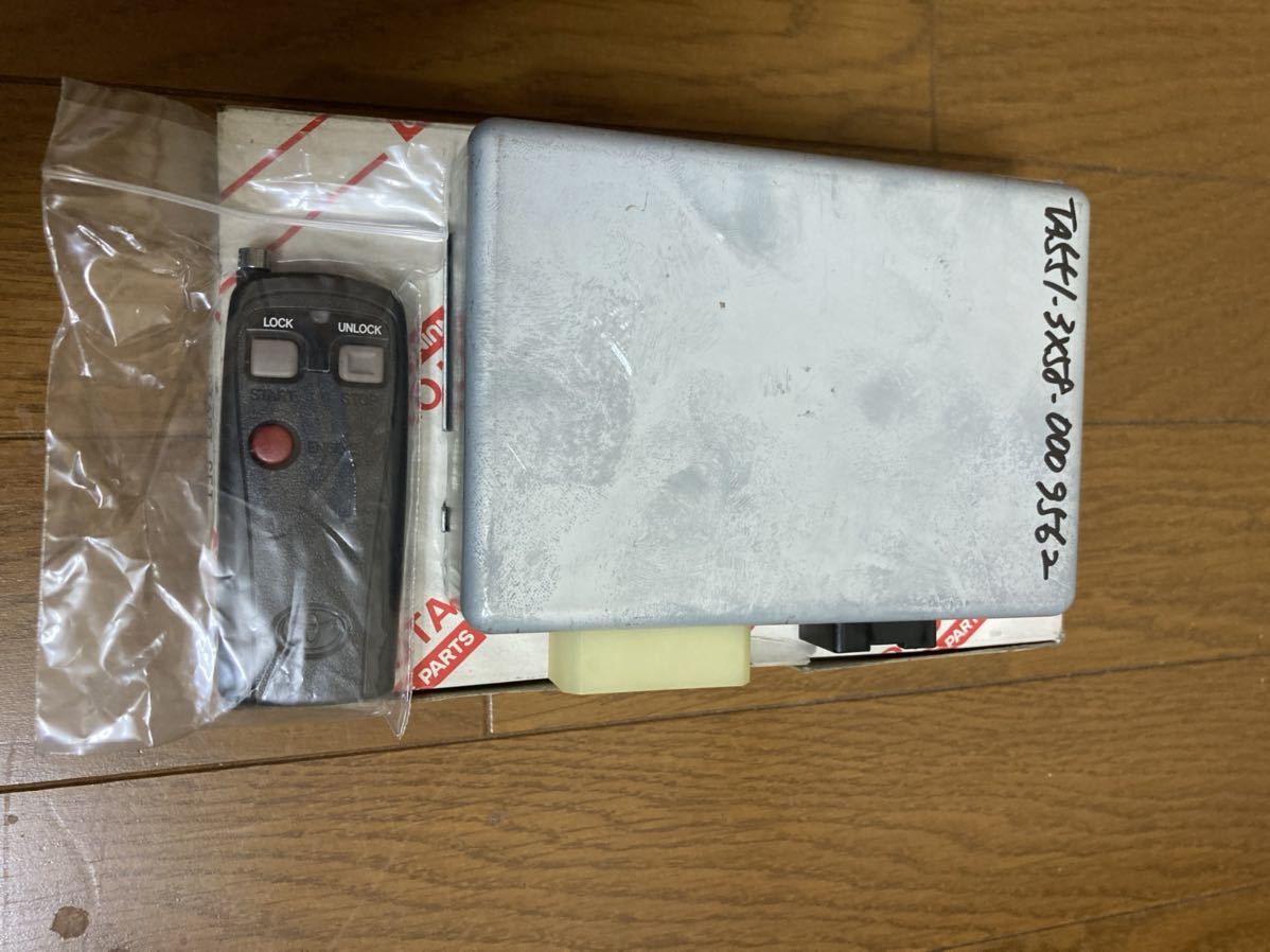 ヤフオク! -「トヨタ純正 リモートスタート」(リモコンスターター