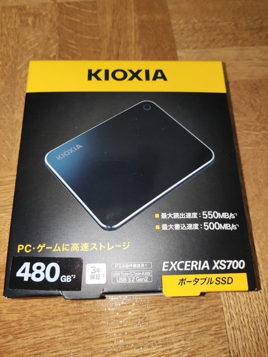 最新作得価 EXCERIA 960GBの通販 by マコ090's shop｜ラクマ XS700 ポータブルSSD 最新作豊富な - www