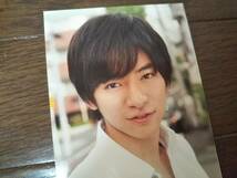 ［同梱可］★Hey! Say! JUMP☆知念侑李②★Myojyo_PIN-UP Card☆サイズ：縦9.8㎝×横7.4㎝★ピンナップカード（1枚）_画像1