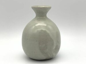 【花器】　作家物　徳利型　一輪挿し　光：印『灰釉白化粧　志野　花瓶』9.5㎝　美品　花入/花生け/花瓶　定形外可　K1023G