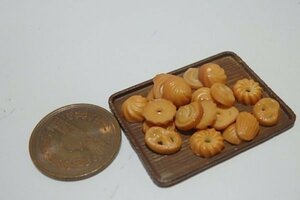 *P129** miniature small articles sweets bite cookie together * doll house 