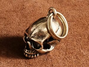  double ring attaching brass key holder ( skull ).. skeleton ...gaikotsu key ring necklace American Casual brass pendant top 