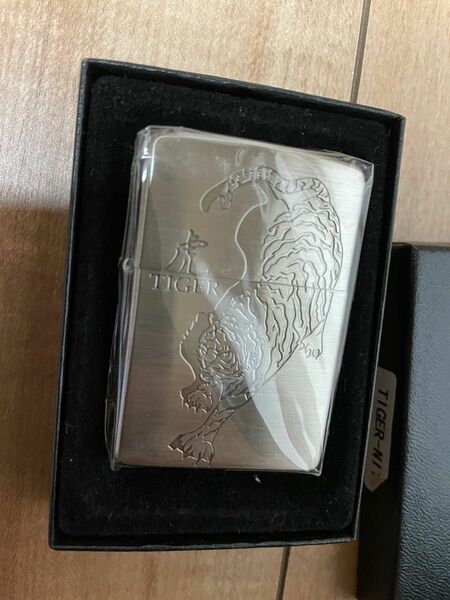 zippo tiger 刻印加工　虎　 ジッポー