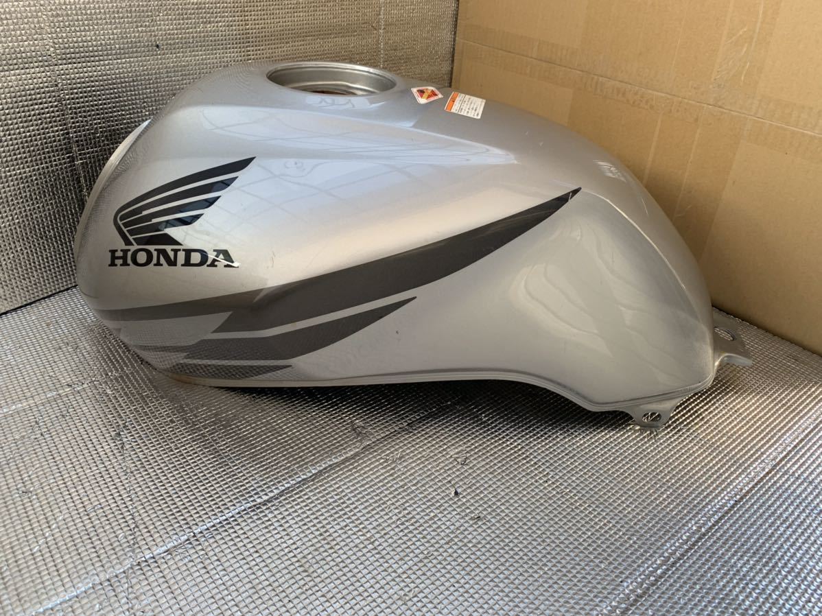 ヤフオク! -「cb400sf nc39 タンク」(タンク) (パーツ)の落札相場 ...