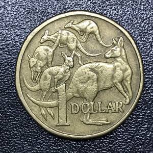 ★世界 海外 外国 コイン 硬貨！1984年！オーストラリア 1ドル/1DOLLAR 1枚！エリザベス2世 カンガルー AUSTRALIA！★管理番号1109