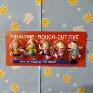 RIP SLYME DVD RIP SLYME：ROUGH-CUT FIVE 初回限定 特典 メンバーフィギュア ５体付き オリジナル携帯ストラップ 未開封新品 赤塚不二夫風