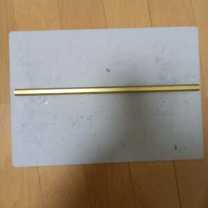 中古　端材　非鉄金属　C3604 真鍮 真中 カドミレス（六角棒）対辺10(H10)　長さ約300mm