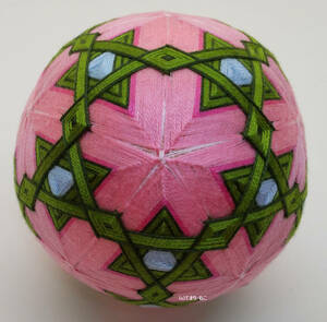 てまり「12の三角桜」水色ピンク9ｃｍ 手まり 手毬 手鞠 四季の飾り物 