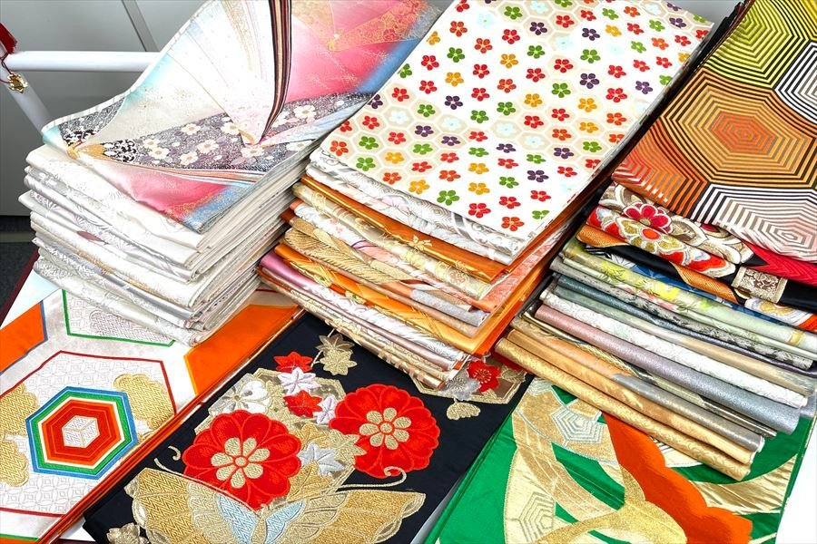 西陣織の値段と価格推移は?|10,996件の売買情報を集計した西陣織の