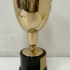 【前島杯 ゴルフカップ☆】トロフィー/記念品/ゴールド/全長約16.5㎝/重さ4975ｇ/Ｎ411-262の画像2