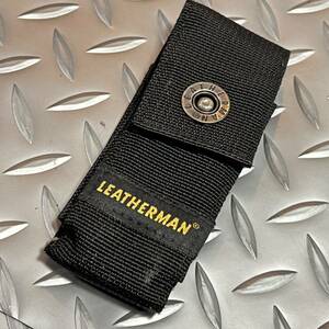 沖縄　米軍放出品　LEATHERMAN レザーマン　ツールポーチ ブラック コレクション　(INV Y71)