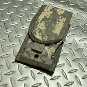 米軍実物　米軍放出品　マガジンポーチ M-4 MOLLEⅡ Two Magazine Pouch (INV D51)