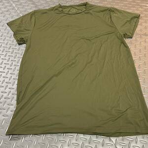 米軍放出品 Tシャツ　アンダーシャツ サバゲー　ランニング　速乾性抜群　OD MEDIUM (INV G54)