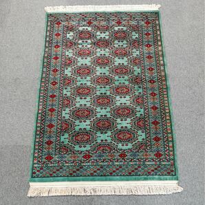 サルークデザイン134×94cm 手織り絨毯　 ペルシャ絨毯