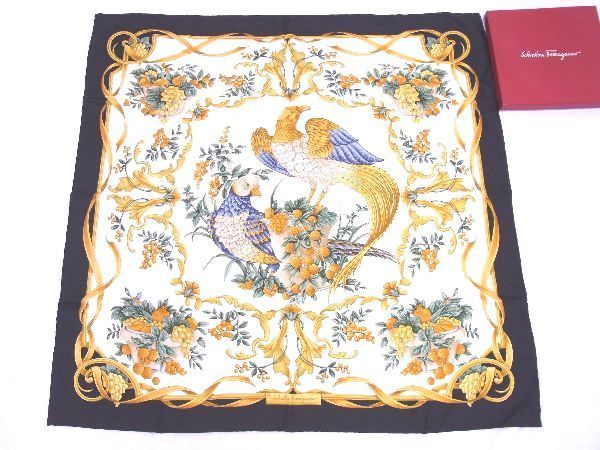 ヤフオク! -「フェラガモ スカーフ 鳥」の落札相場・落札価格