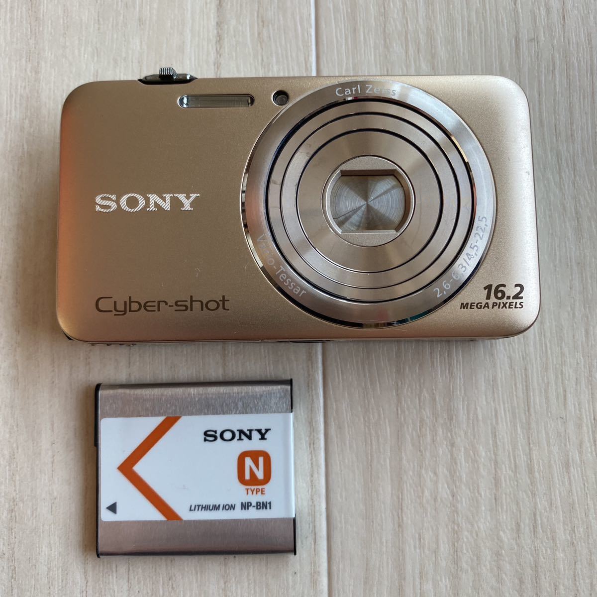 Cyber-Shot DSC-RX100M6 【一点限り】SONY 新品★SONY ソニー Cyber-shot サイバーショット DSC-W830 シルバー 光学ズーム8倍(25-200mm)