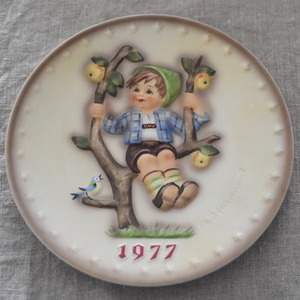 ドイツReutter社 フンメル (フンメル人形 ) 絵皿 1977年
