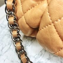 極美品！CHANEL シャネル マトラッセ チェーンアラウンド ショルダー シルバー金具 ラグジュアリーライン ラムスキン キャメル_画像9