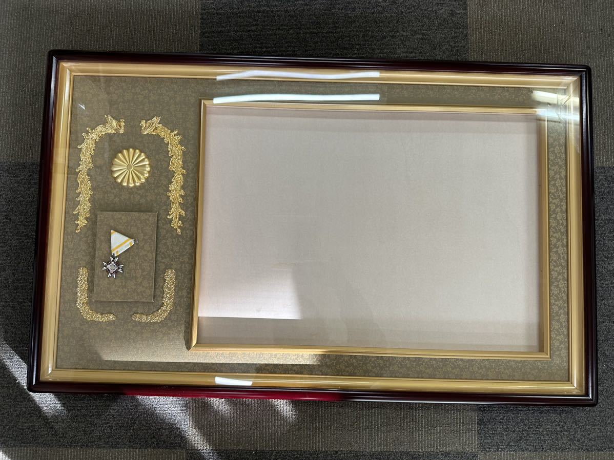 未使用 勲記 勲章額 褒章額 横92.2cm 縦60.4cm 菊の御紋 アート用品