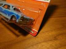 Hot Wheels CUSTOM '66 Pontiac GTO WAGON LOWRIDER CHEVY ポンティアック ワゴン カスタム ローライダー レッドライン シボレー 1/64_画像6