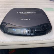 【B39】SONY ポータブルCDプレーヤー DISCMAN D-235 【未確認】【60s】_画像2