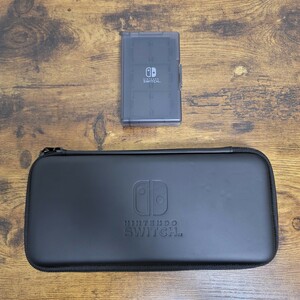 【HORI製】任天堂SWITCH本体ケース＆ソフトケース(24本収納可)