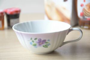 マニーヴィオレット　フェリシエンヌ・ド・プランタンティーカップ　コーヒーカップ　日本製 陶器 新作