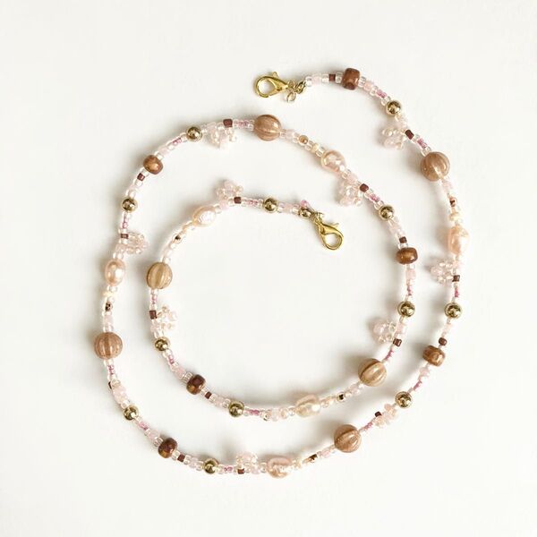 ハンドメイド*ビーズアクセサリー*ストラップ*チェーン*コード*ピンク*くすみカラー*ゴールド*モロッコ*淡水パール*ブラウン