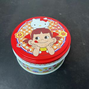 ペコちゃん ペコ PEKO ハローキティ キティちゃん 缶 ブリキ 小物入れ