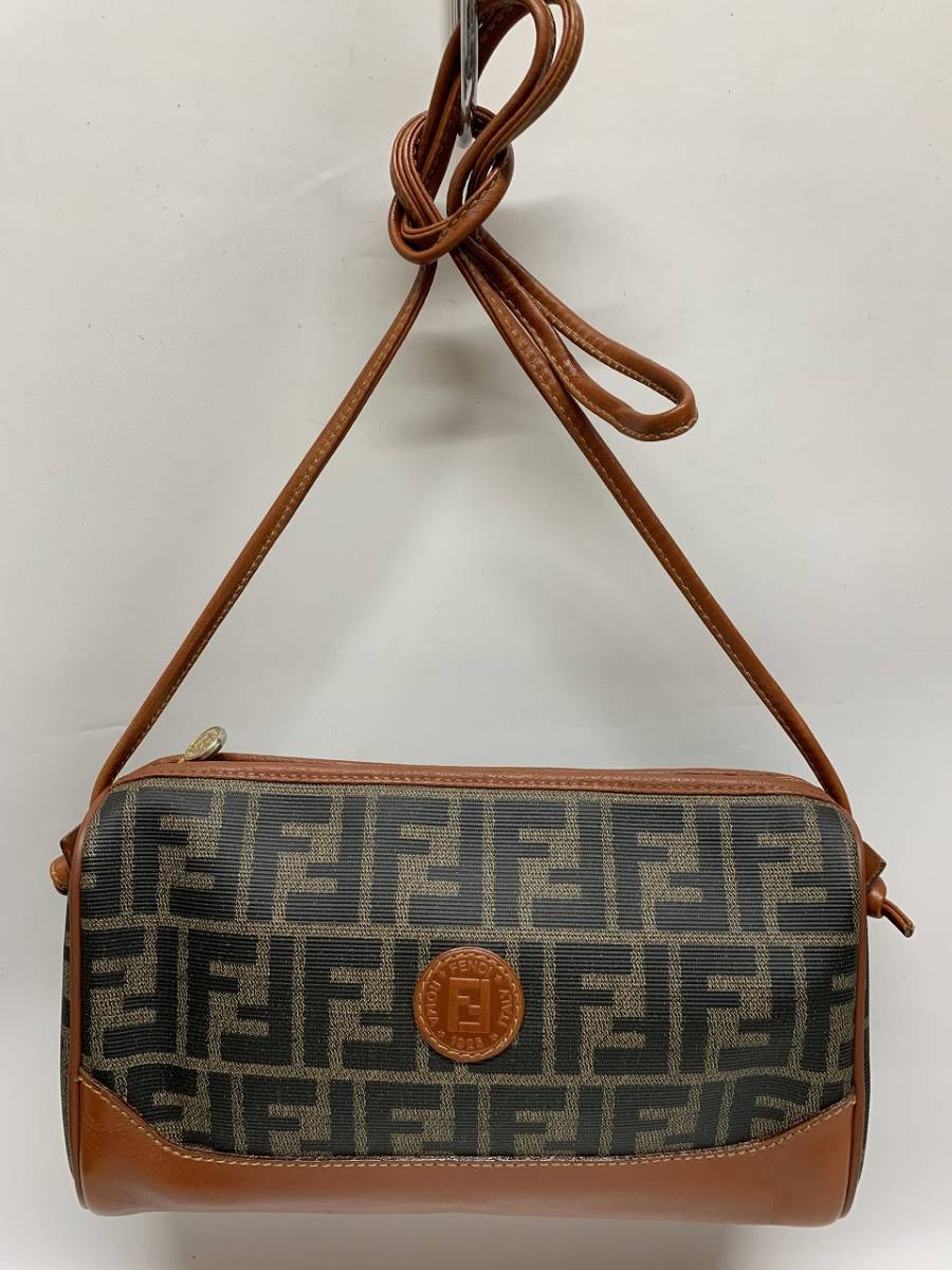 ヤフオク! -フェンディ ショルダーバッグの中古品・新品・未使用品一覧