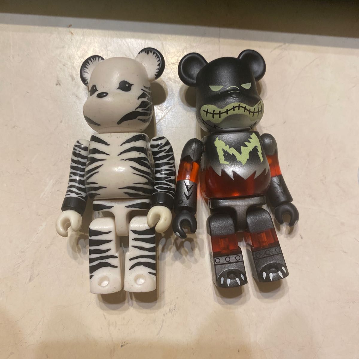 海外並行輸入正規品 《SCHA BE@RBRICK DARA PARR × BEAMS》400% TOWER