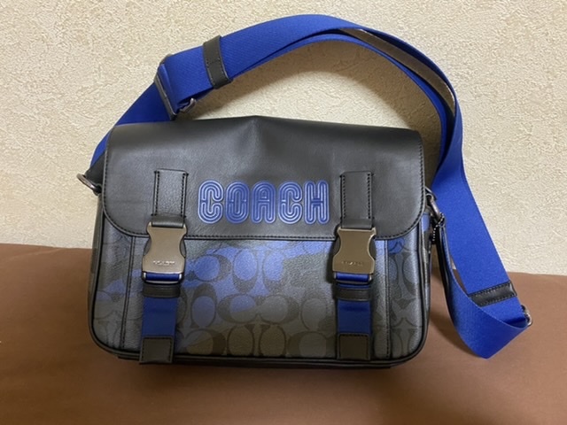 PayPayフリマ|【新品】BAPE(R) X COACH アカデミー クロスボディ ...