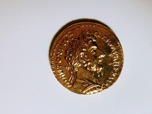 レプリカ アントニヌス ジュピター 古代ローマ 金貨 硬貨 コイン アンティーク キーホルダーペンダントお守りなどに RM19